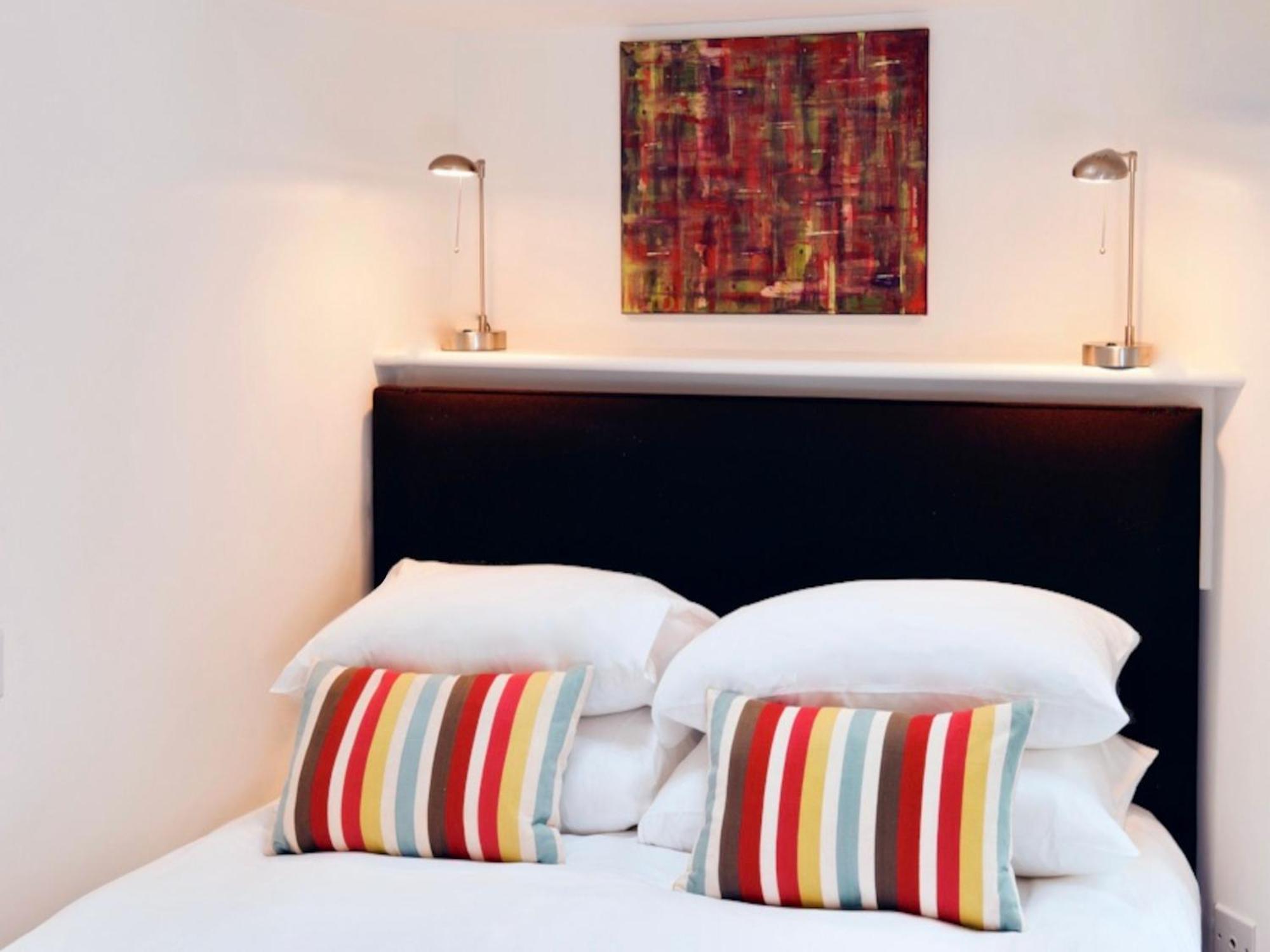 Your Space Apartments - Cambridge Place Екстериор снимка